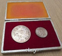 1964 Tokyo Japan Olympics Official Memorial Medal Silver 1000 Yen Coin Set