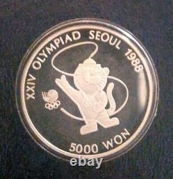 1988 Olympic Game Korea Seoul Mascot 1986 Silver 5000 Won Mint Condition